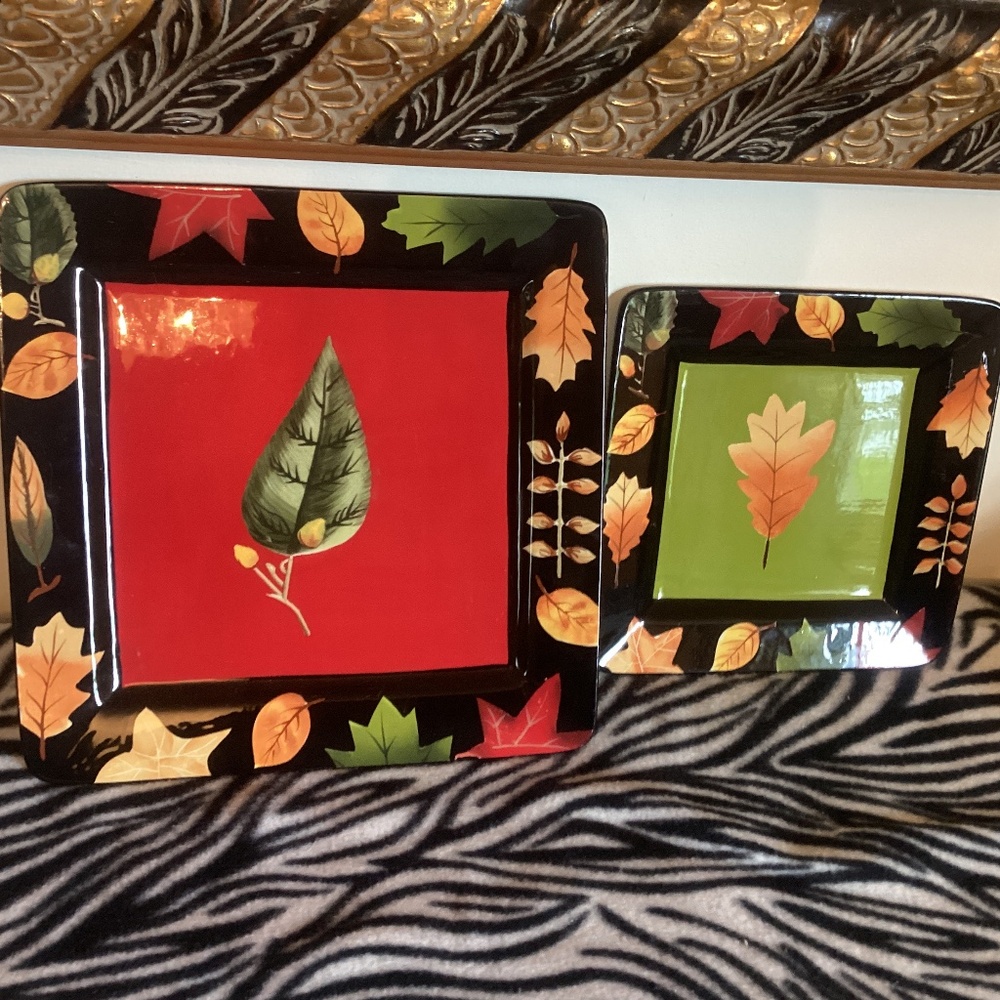 2 ZRIKE Everyday Black Leaves platters - 11x11 and 9x9